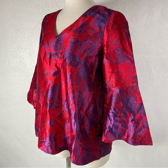Tuckernuck Size XS Red Purple Raspberry Jacquard Blouse - Picture 2 of 10
